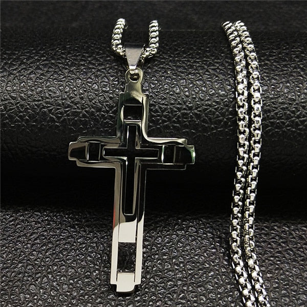 Corrente com Crucifixo Banhado a Ouro 18K ou Prata – AFAWA