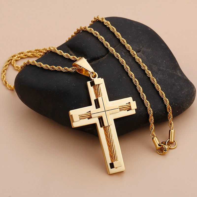 Corrente com Crucifixo Banhado a Ouro 18k – KALEN Shiny