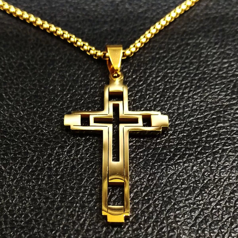 Corrente com Crucifixo Banhado a Ouro 18K ou Prata – AFAWA