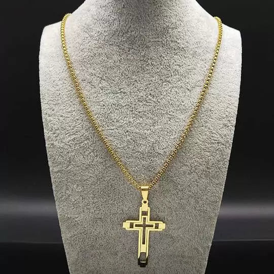 Corrente com Crucifixo Banhado a Ouro 18K ou Prata – AFAWA